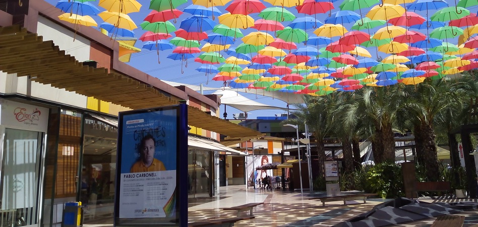 El fondo Oak Hill compra con Murias el centro comercial Parque Almenara en Murcia